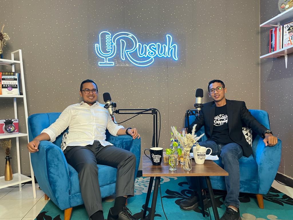 Edisi Pertama Podcast RUSUH